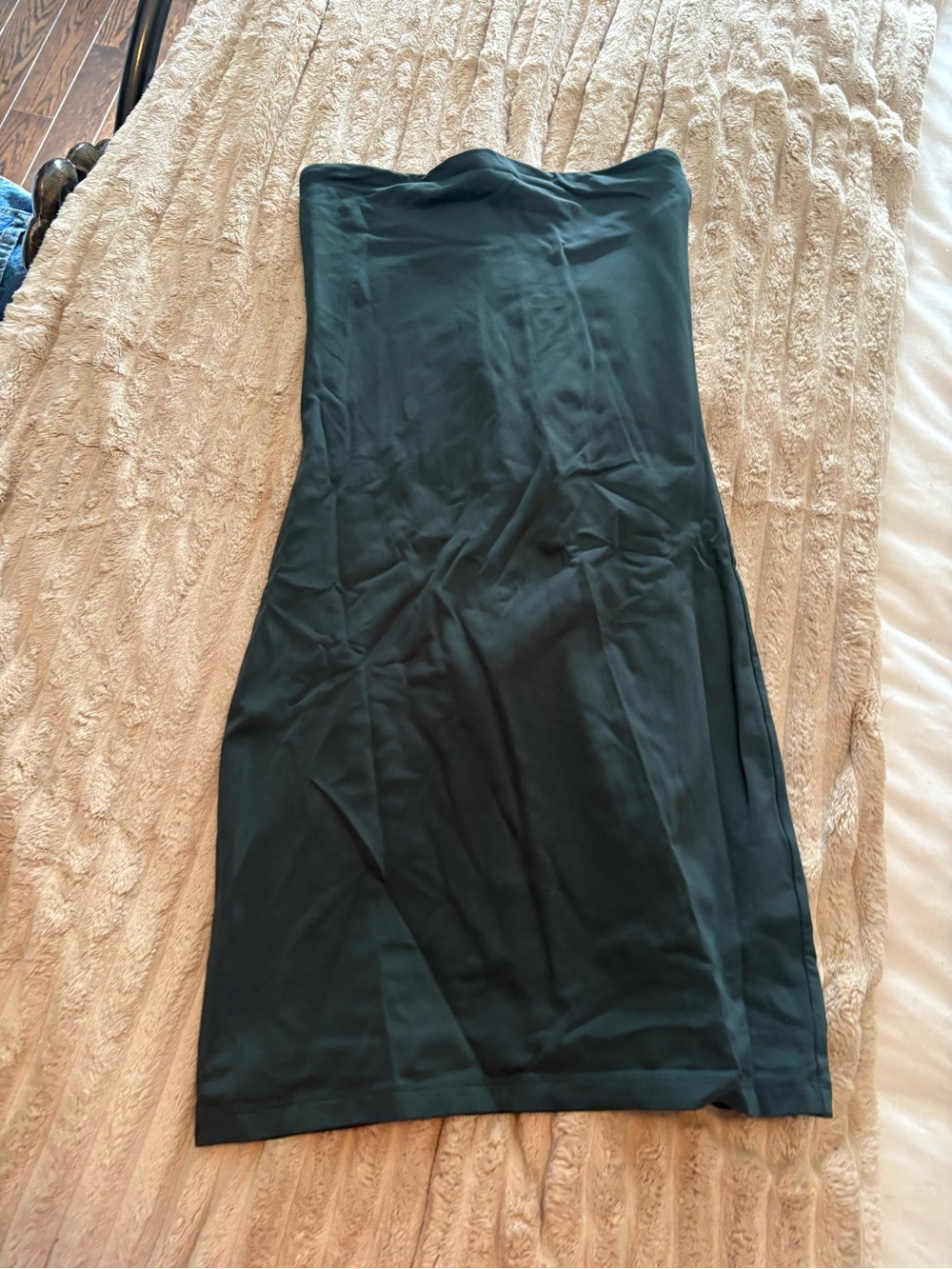 Aritzia contour tube dress
